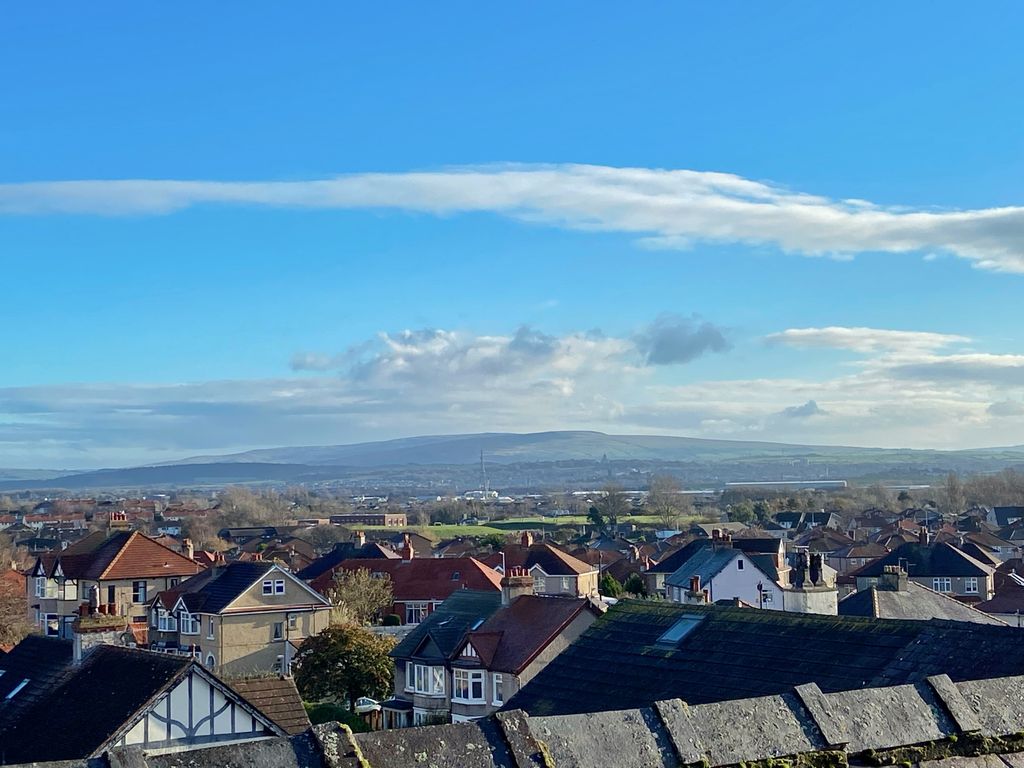 3 bed flat to rent in West End Road, Morecambe LA4, £750 pcm