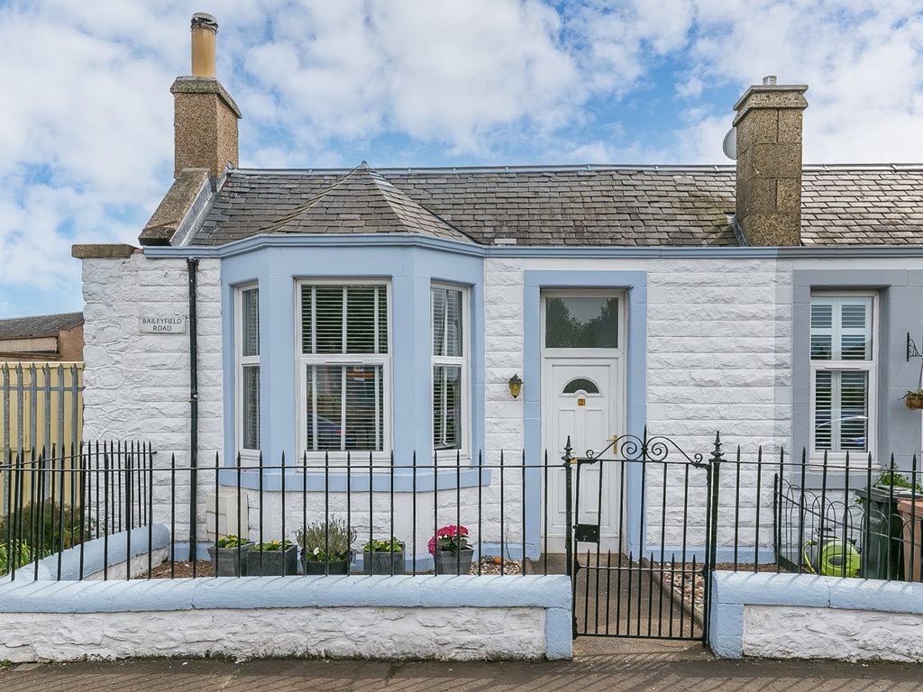 3 bed terraced bungalow for sale in Baileyfield Road, Portobello, Edinburgh EH15, £250,000