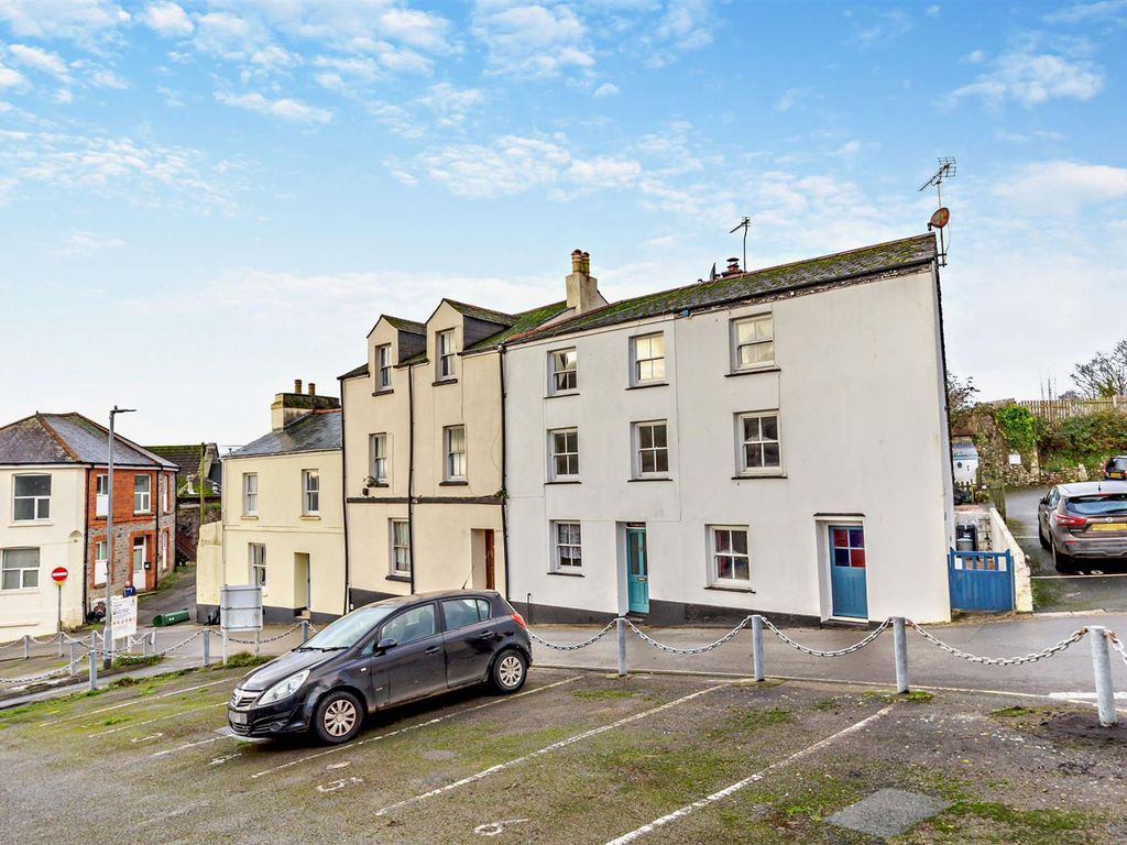 3 bed property for sale in North Street, St. Austell PL25, £150,000