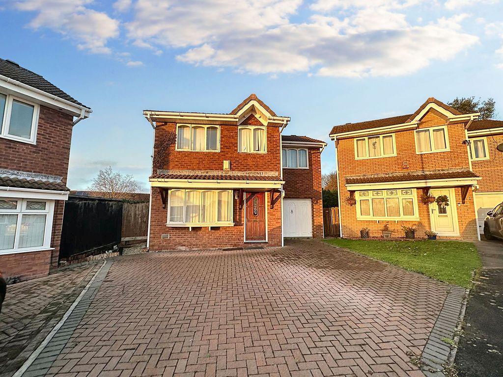 4 bed detached house for sale in Pikestone Close, Washington NE38, £269,000