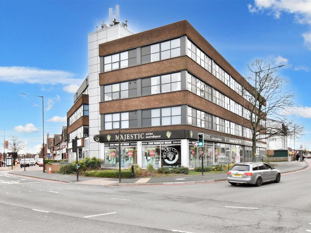 1 bed flat for sale in Stratford Road, Shirley, Solihull B90, £150,000