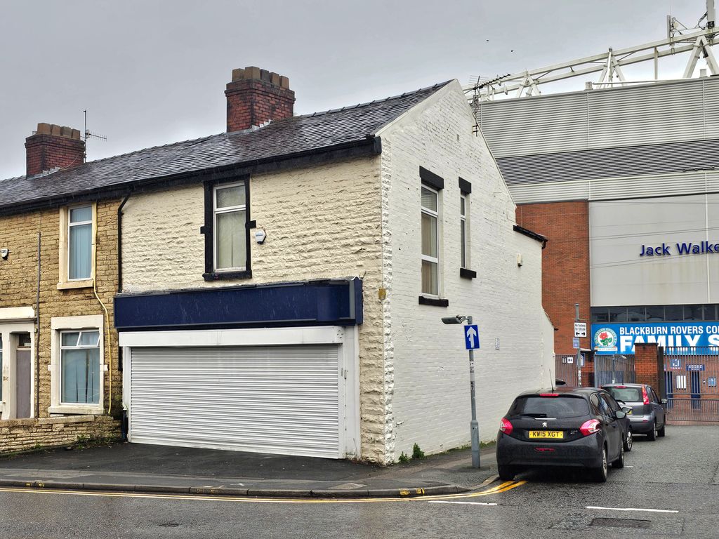 Retail premises for sale in Bolton Road, Blackburn BB2, £120,000