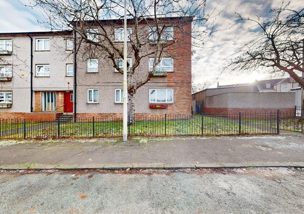 2 bed flat for sale in Morgan Street, Hamilton ML3, £79,000