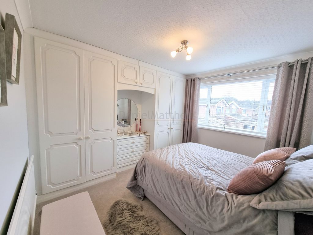 3 bed detached house for sale in Glan-Y-Parc, Bridgend, Bridgend County. CF31, £305,000