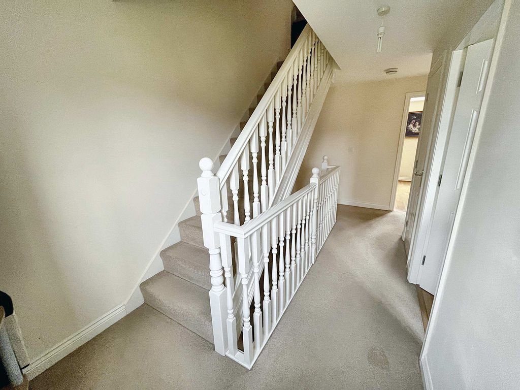 4 bed town house for sale in Welbury Road, Leicester LE5, £289,500