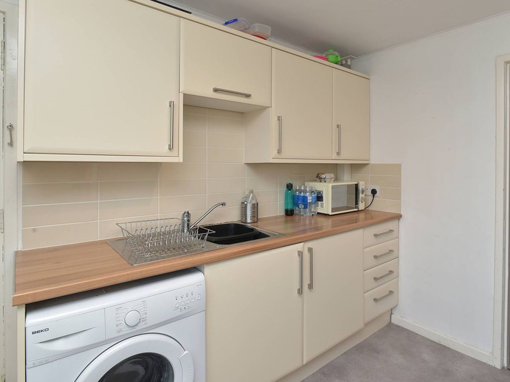 2 bed flat for sale in Maidencraig Court, Blackhall, Edinburgh EH4, £185,000