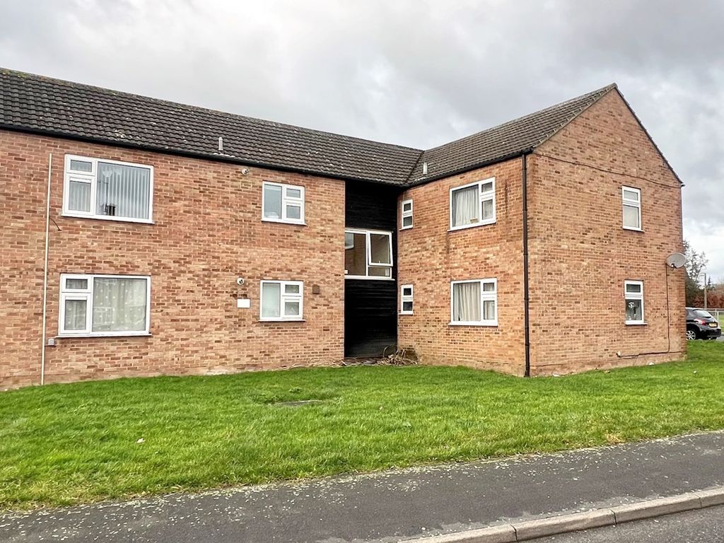 1 bed flat to rent in Primrose Field, Harlow CM18, £900 pcm