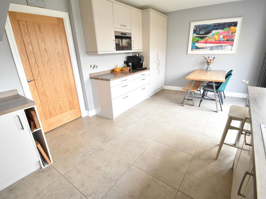 4 bed town house for sale in Navigators Court, Portishead, Bristol BS20, £469,950