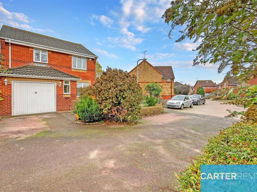 3 bed detached house for sale in Ashby Close, Orsett RM16, £400,000