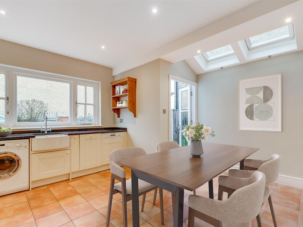4 bed property for sale in Ashen Grove, London SW19, £1,200,000