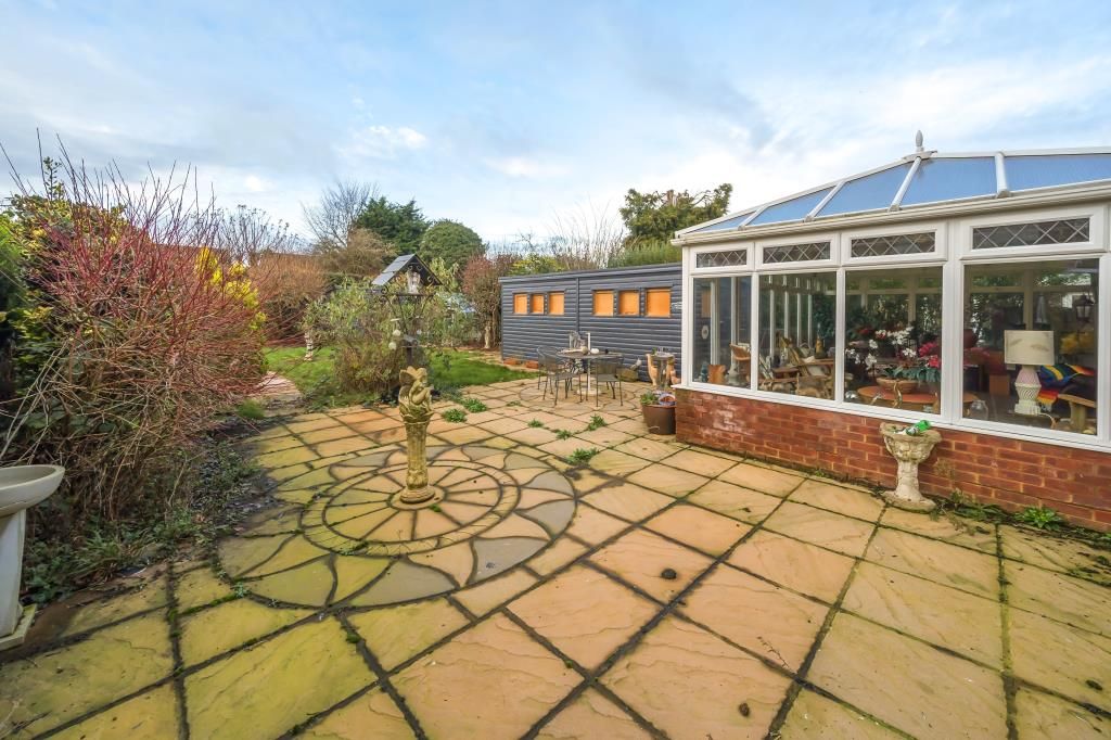 4 bed detached house for sale in Chesham, Buckinghamshire HP5, £1,000,000