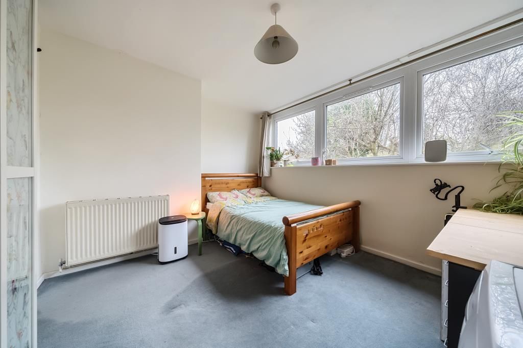 2 bed maisonette for sale in Amersham, Buckinghamshire HP6, £290,000