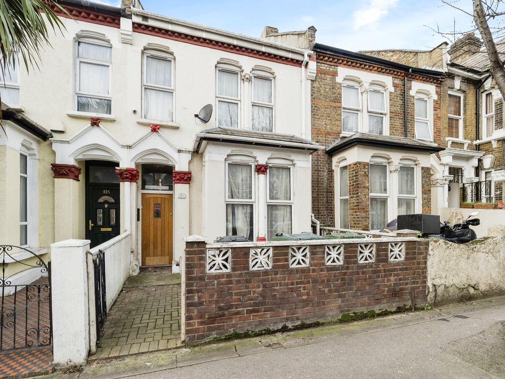 5 bed terraced house for sale in High Road, Leyton E15, £710,000