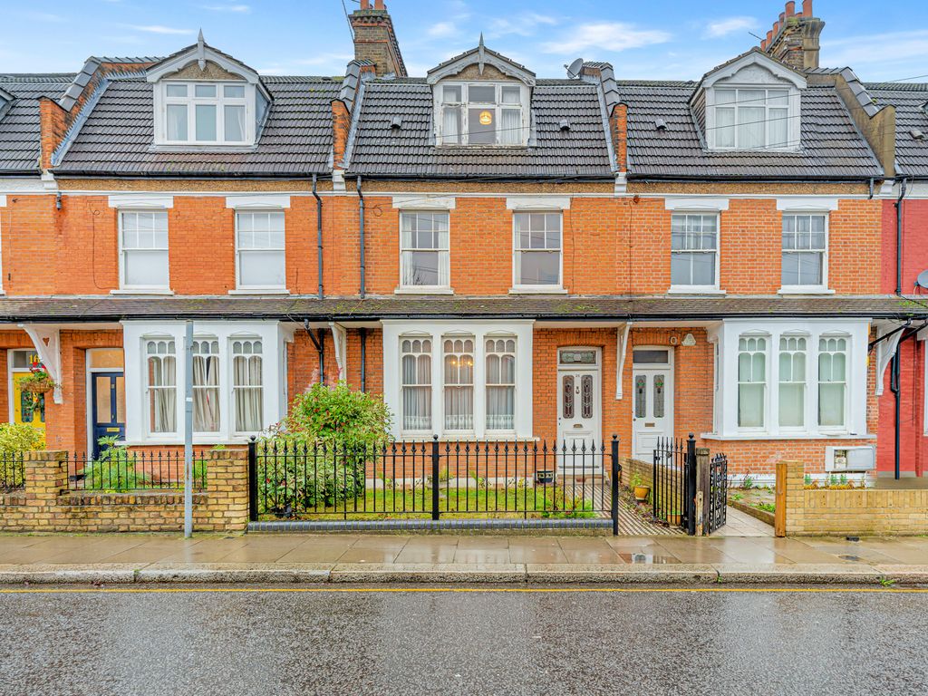 5 bed terraced house for sale in Wades Hill, Winchmore Hill N21, £950,000