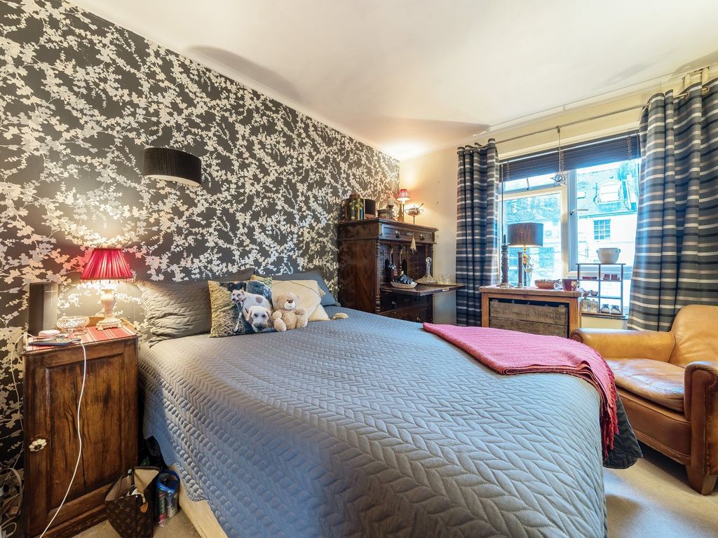3 bed flat for sale in Hove Street, Hove, East Sussex BN3, £400,000