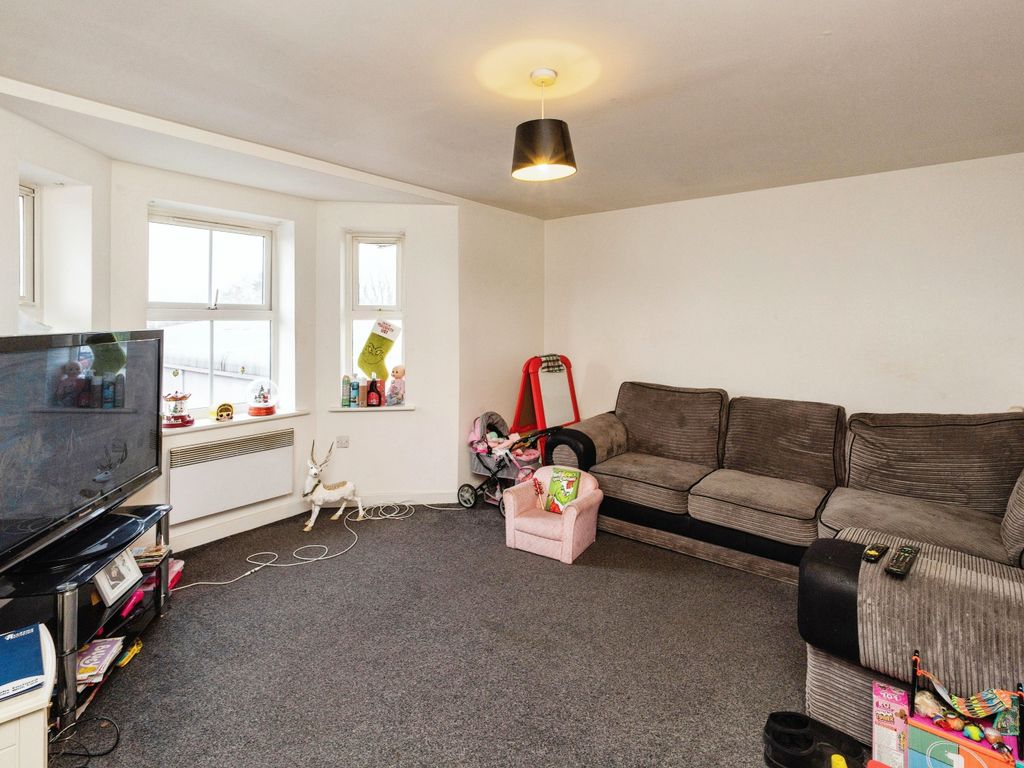 1 bed flat for sale in Ashfield Gardens, Warrington, Cheshire WA4, £90,000