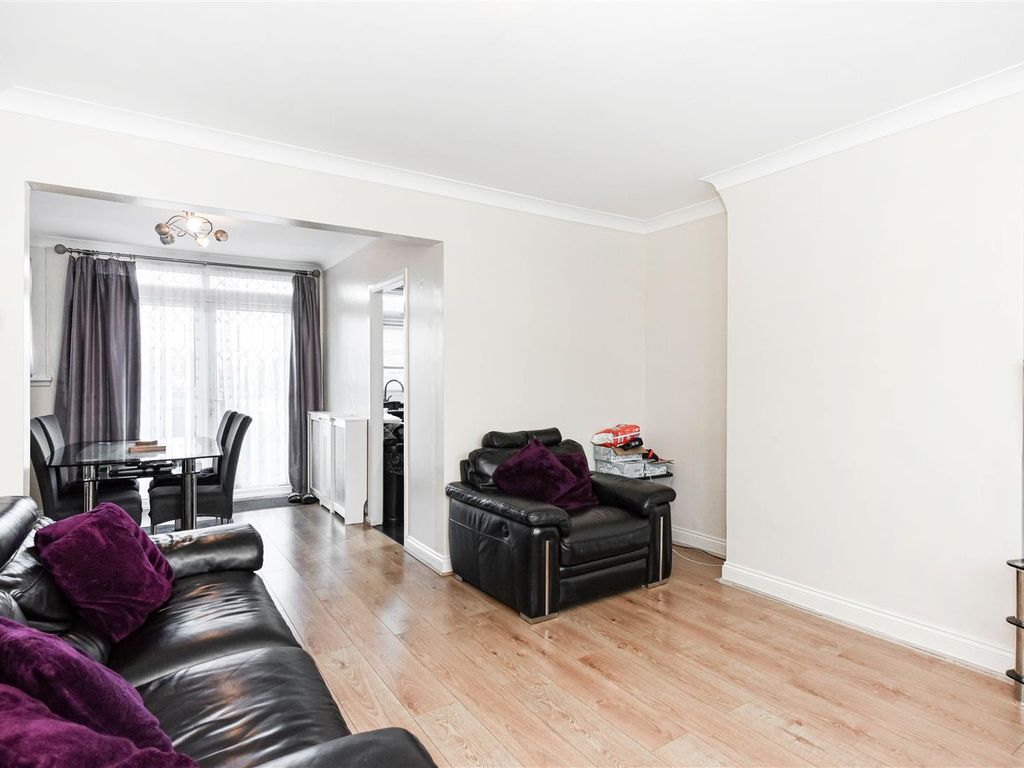 2 bed property for sale in Valognes Avenue, London E17, £490,000
