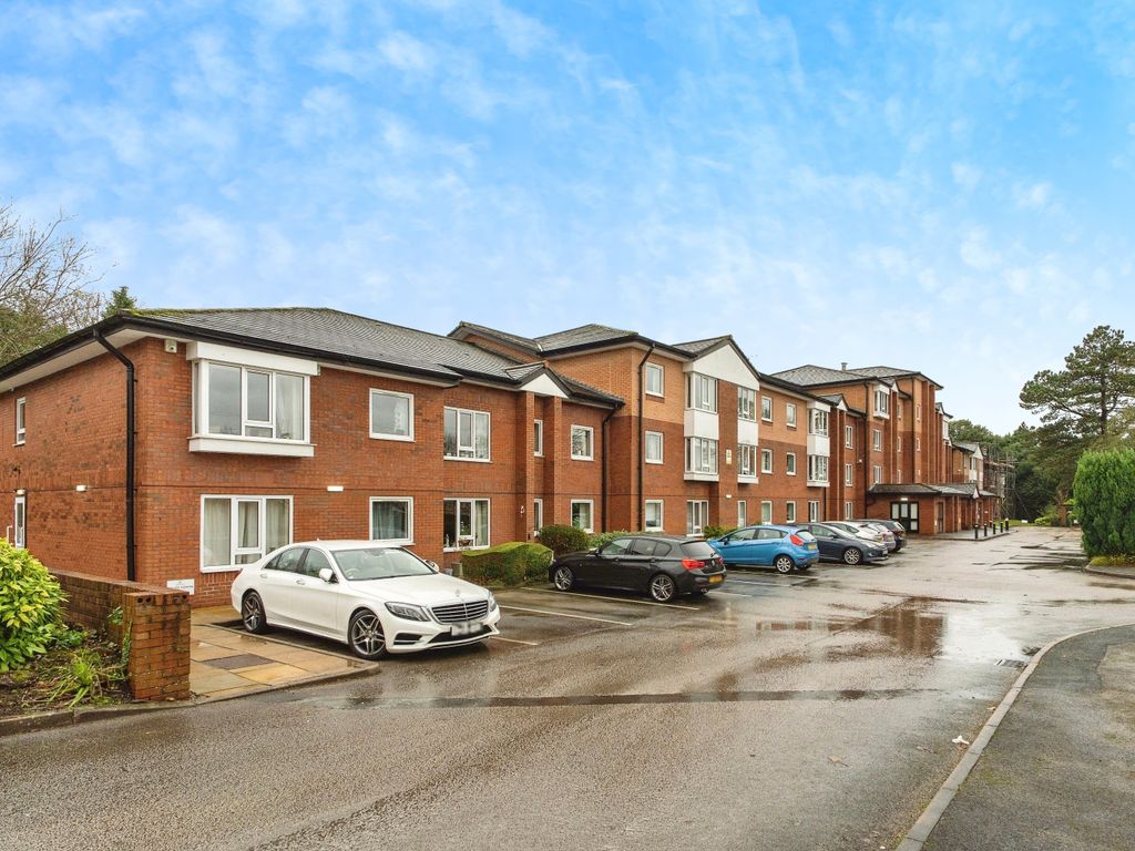 1 bed flat for sale in Undercliffe House, Dingleway, Stockton Heath, Cheshire WA4, £85,000