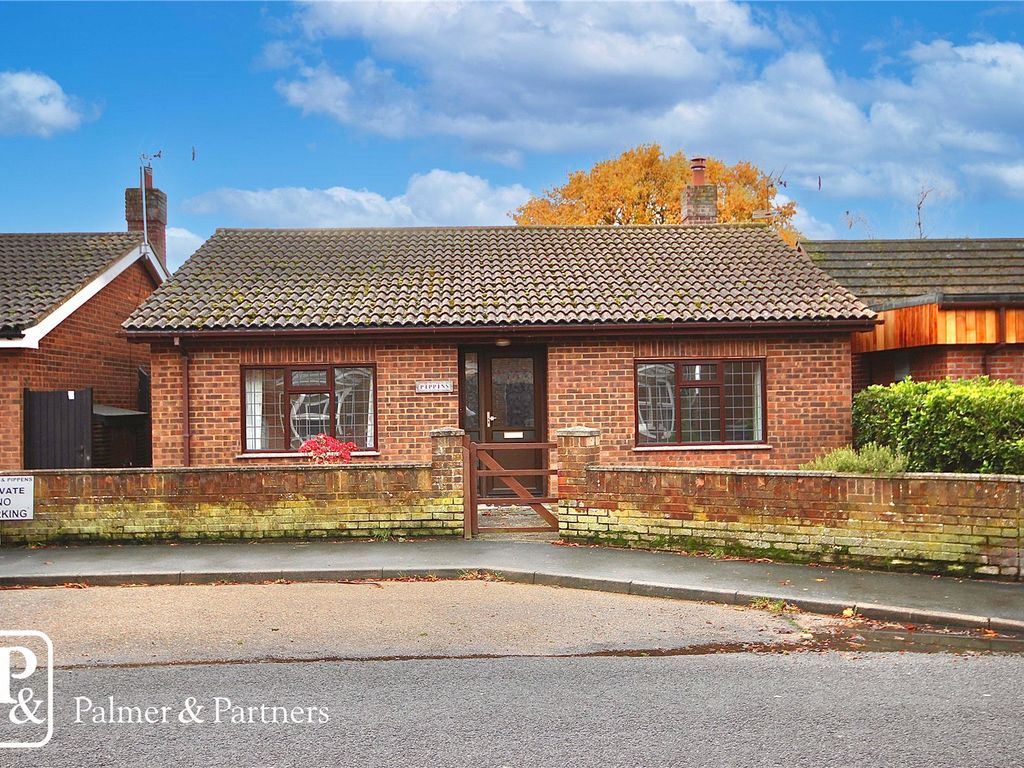2 bed bungalow for sale in The Street, Shotley, Ipswich, Suffolk IP9, £290,000