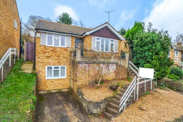 3 bed detached house for sale in High Wycombe, Buckinghamshire HP12, £435,000