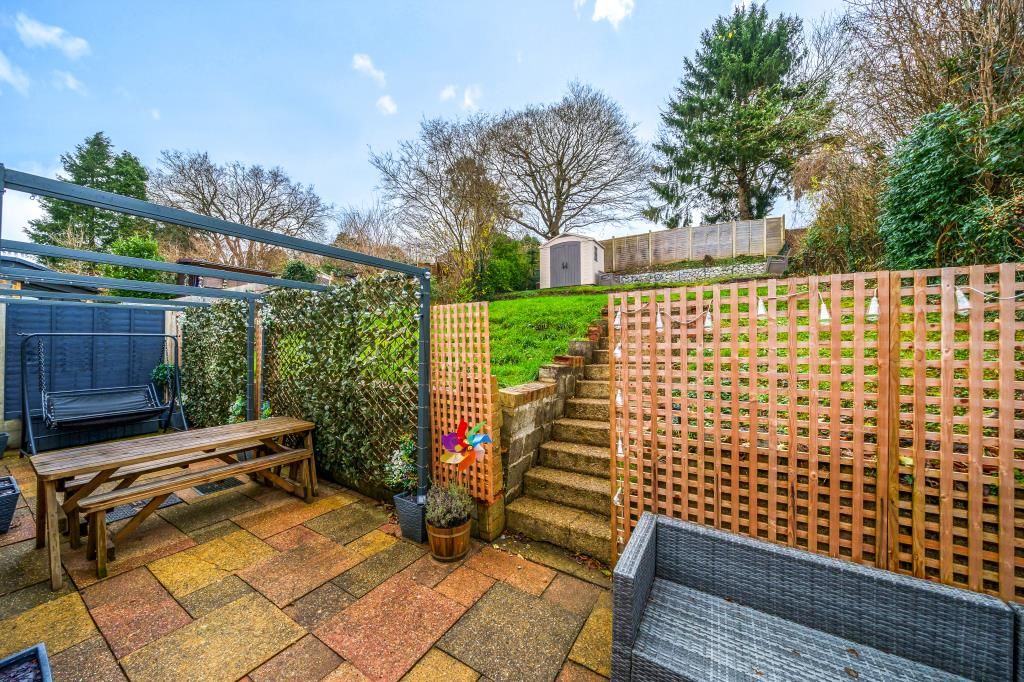 3 bed detached house for sale in High Wycombe, Buckinghamshire HP12, £435,000