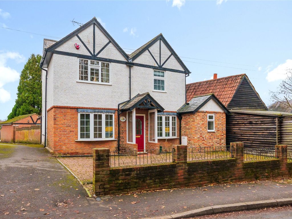 2 bed semi-detached house for sale in Ascot, Berkshire SL5, £700,000
