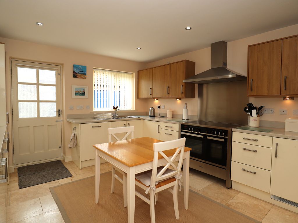 4 bed detached house for sale in Nocton Park Road, Nocton LN4, £360,000