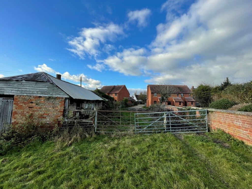 Land for sale in Building Plot Adjacent To Thorpes Farmhouse, The Square, Preston Bissett, Buckingham, Buckinghamshire MK18, £230,000