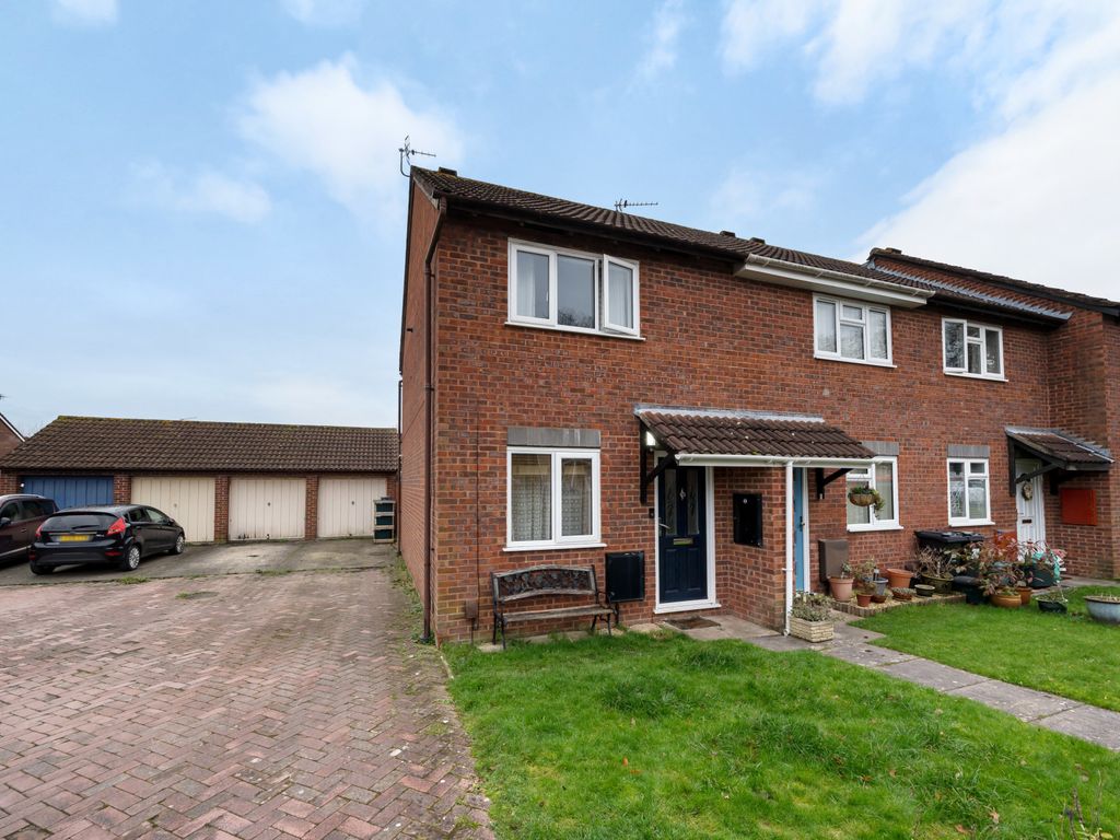 2 bed end terrace house for sale in Stockton Close, Longwell Green, South Gloucestershire BS30, £290,000
