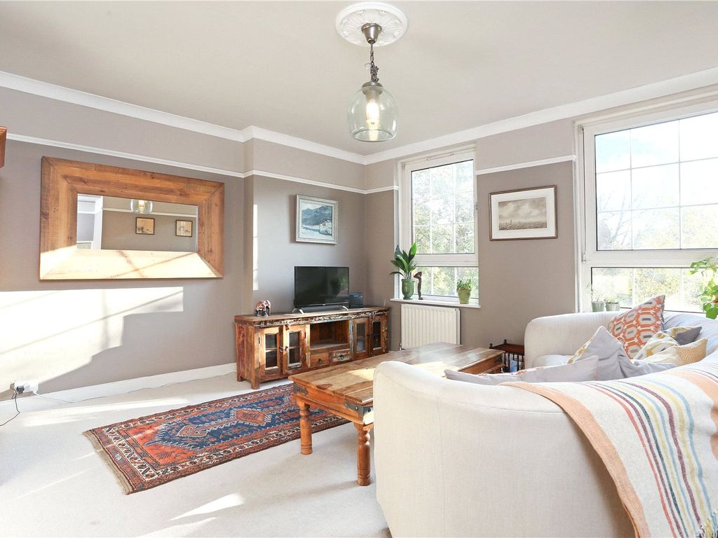 1 bed flat for sale in Renton Close, Brixton Hill, London SW2, £350,000