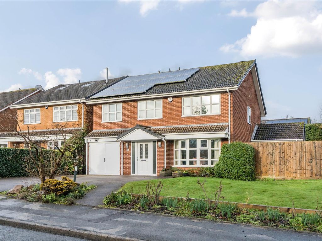 4 bed detached house for sale in Trehern Close, Knowle, Solihull B93, £755,000