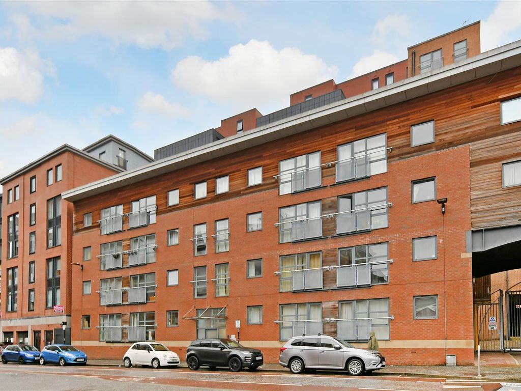 1 bed flat for sale in Trippet Lane, City S1, £105,000