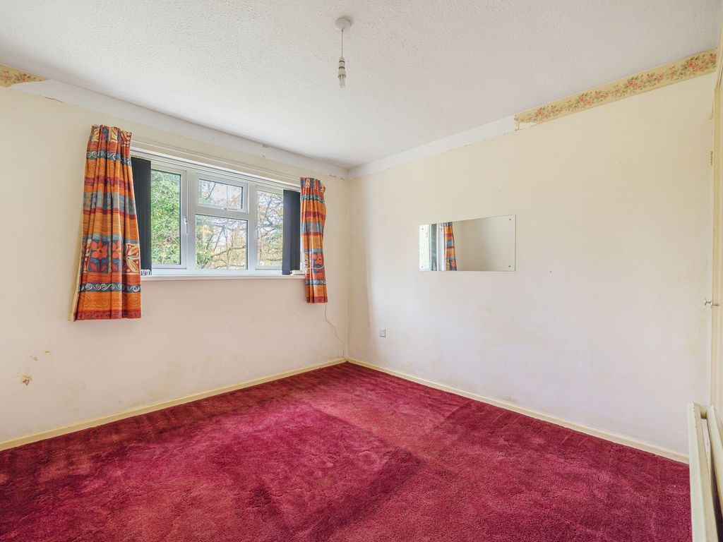 1 bed flat for sale in Upper Heyshott, Petersfield GU31, £200,000