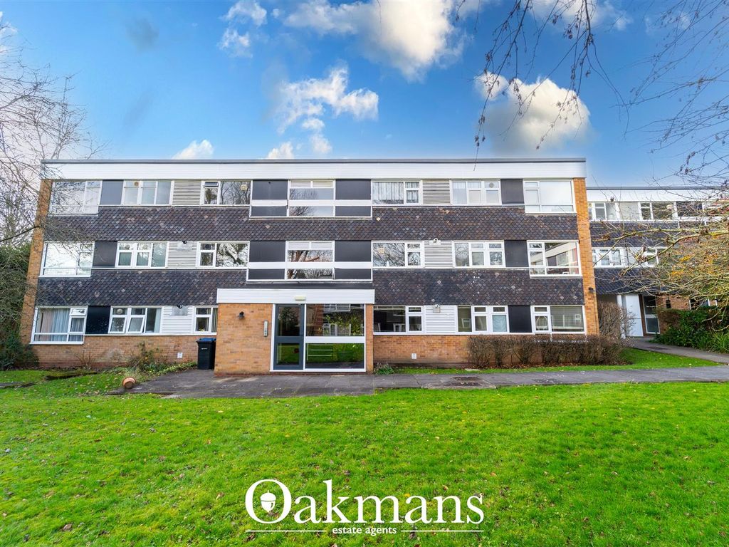 2 bed flat for sale in Selly Wick Drive, Selly Park, Birmingham B29, £195,000