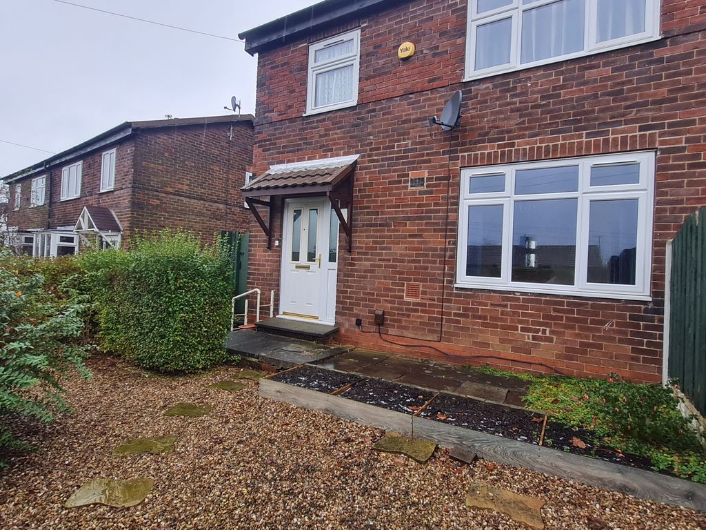 3 bed semi-detached house to rent in Barden Road, Warmfield, Wakefield WF1, £1,000 pcm