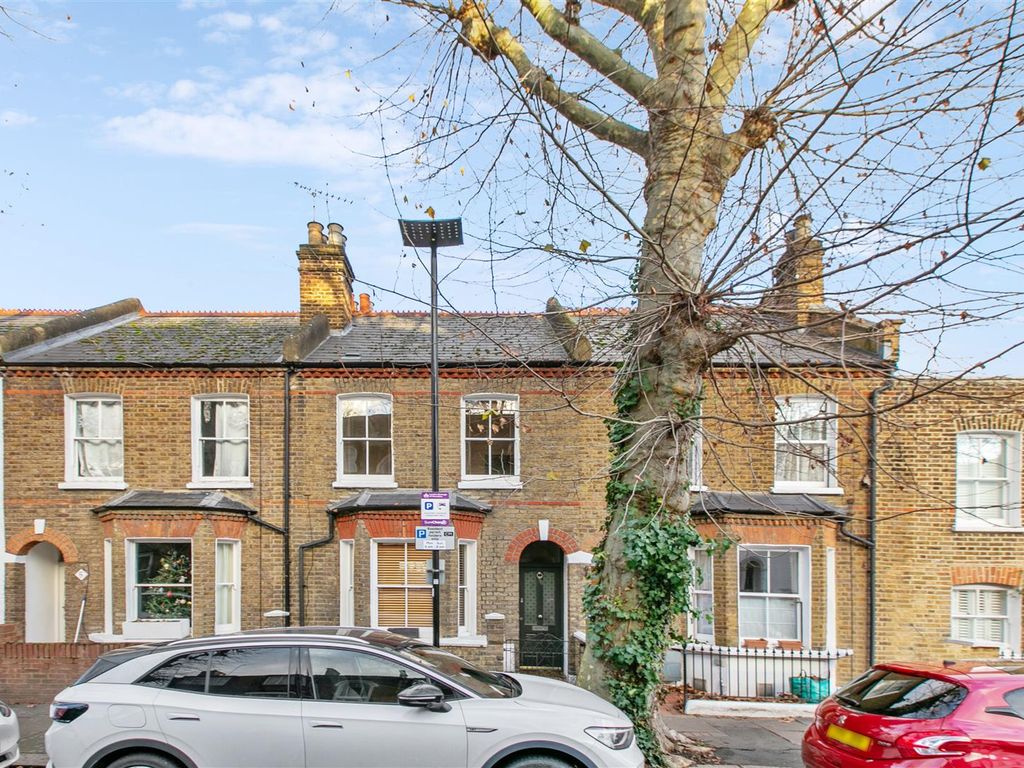 2 bed terraced house for sale in Paxton Road, London W4, £799,950