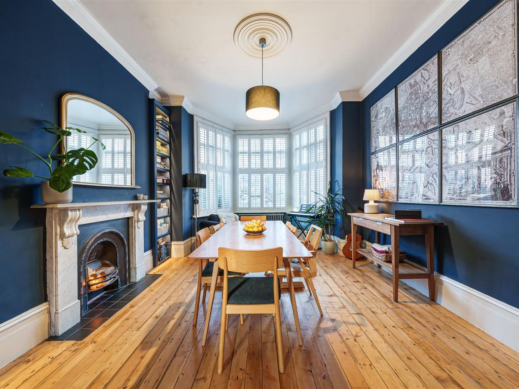 6 bed property for sale in Sheldon Road, London NW2, £1,250,000