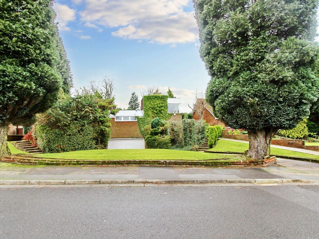 4 bed detached house for sale in Ringley Drive, Whitefield M45, £875,000