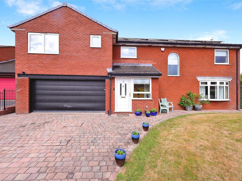 6 bed detached house for sale in Lansdowne Court, Carlisle, Cumbria CA3, £525,000