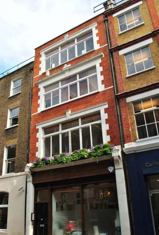 Office to let in Carlisle Street, London W1D, £30,000 pa