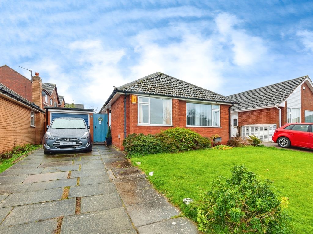 2 bed detached bungalow for sale in Bickerton Avenue, Frodsham WA6, £250,000