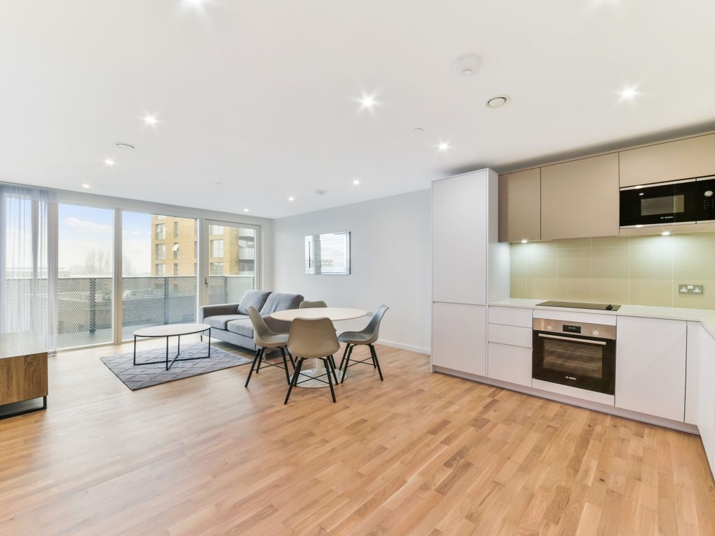 1 bed flat to rent in Kingwood Apartments, Deptford Landings, Deptford SE8, £1,863 pcm