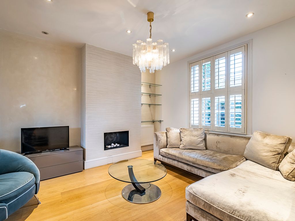 2 bed end terrace house for sale in Lyham Road, London SW2, £950,000