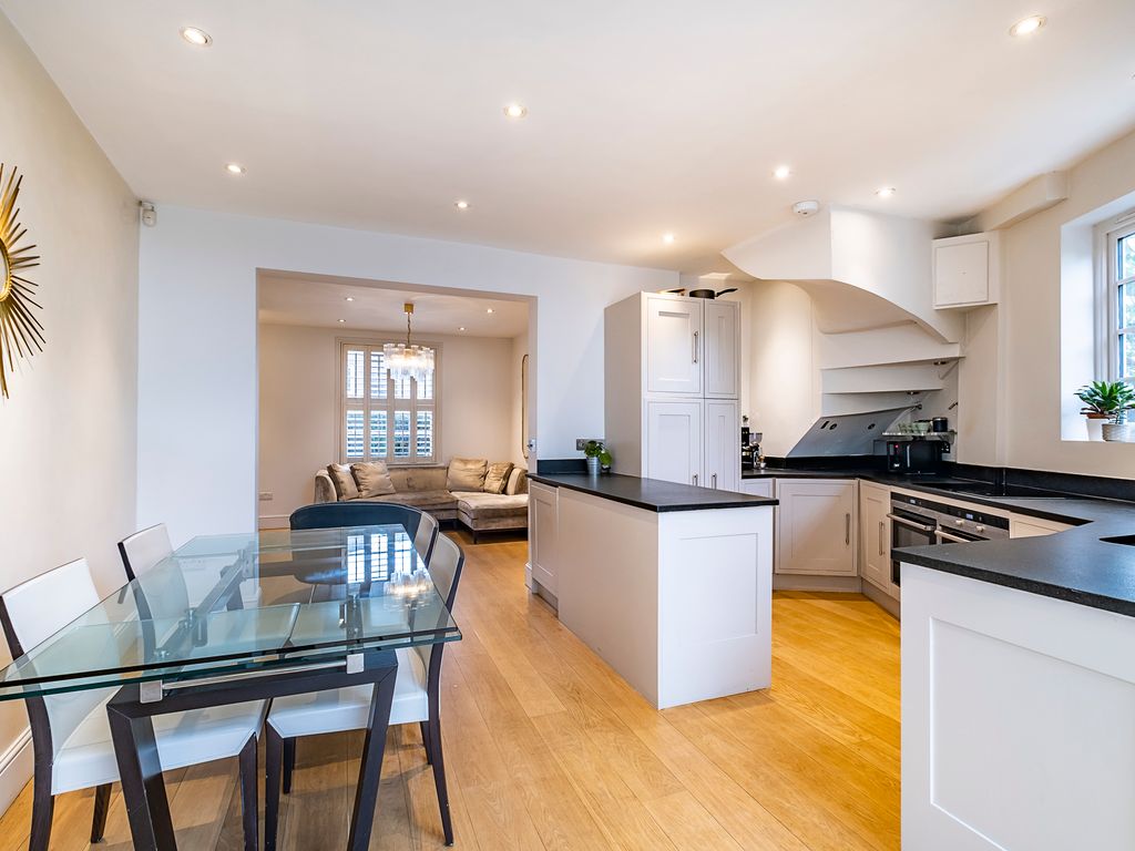 2 bed end terrace house for sale in Lyham Road, London SW2, £950,000