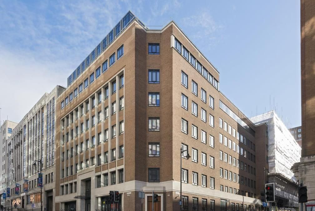 2 bed flat for sale in Newhall Street, City Centre, Birmingham B3, £280,000