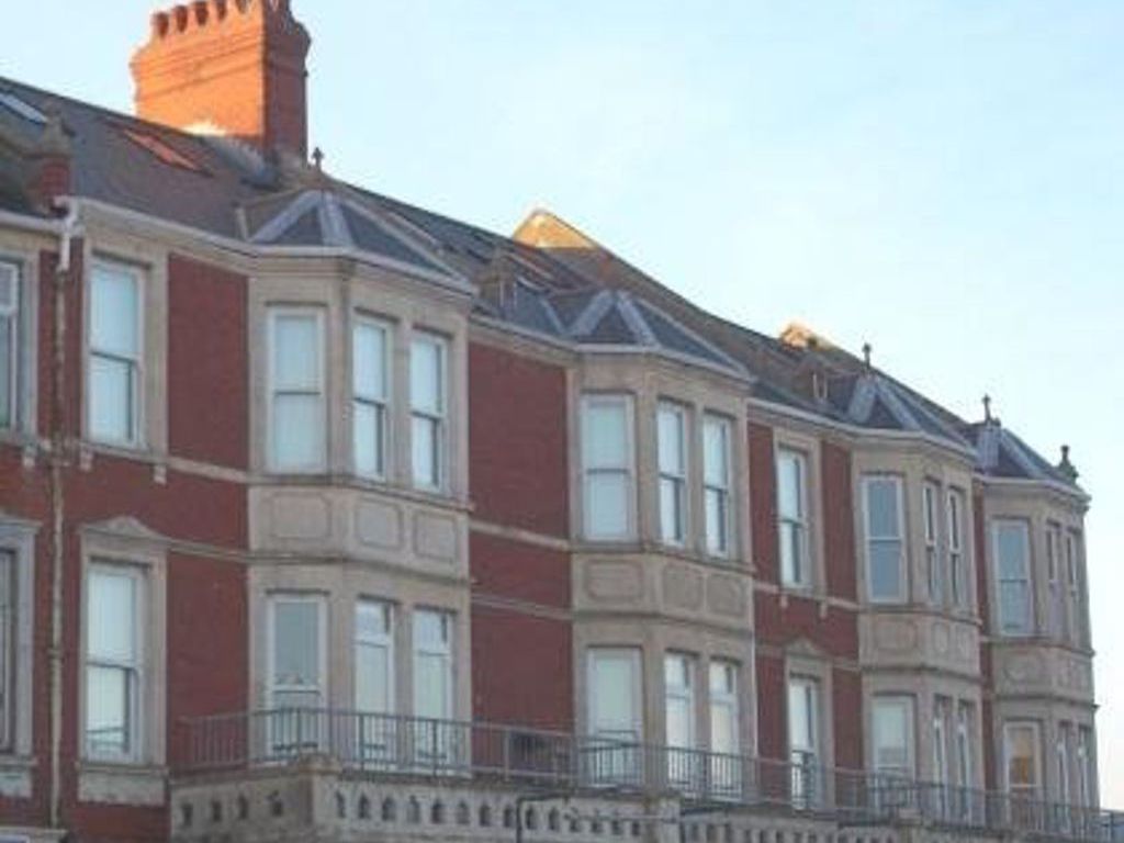 1 bed flat to rent in Paget Road, Barry CF62, £800 pcm