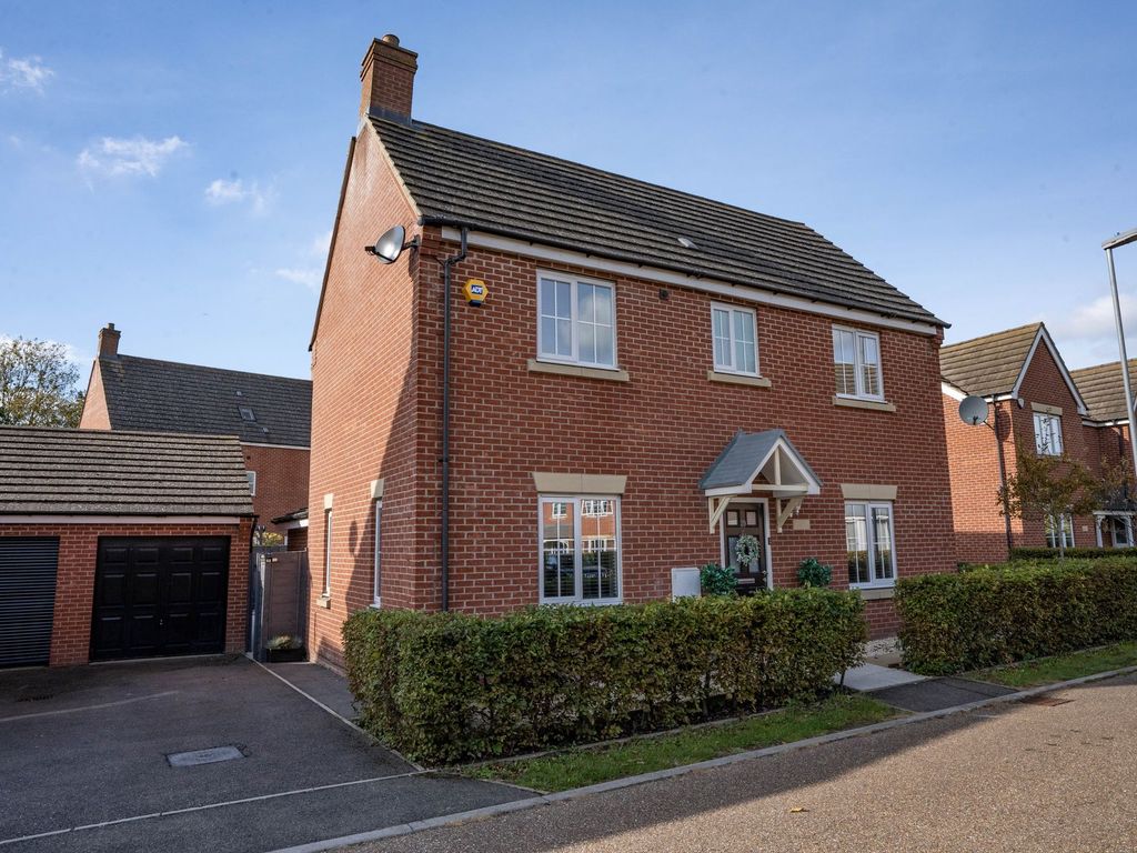 4 bed detached house for sale in Eaton Way, Longstanton CB24, £535,000