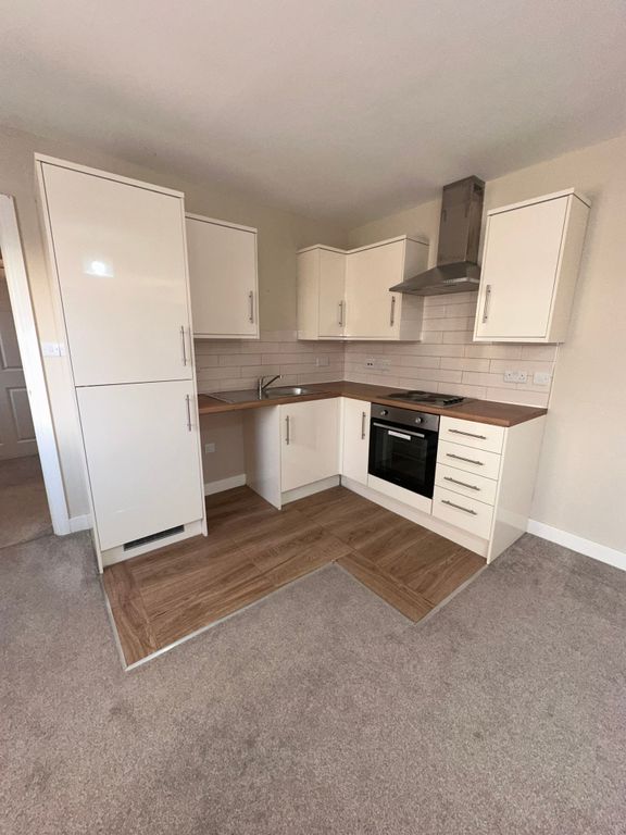 1 bed flat to rent in Chorley Old Road, Bolton BL1, £650 pcm
