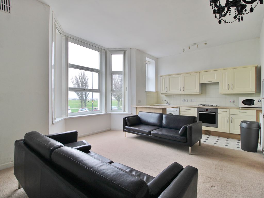 1 bed flat for sale in Clarence Parade, Southsea PO5, £235,000