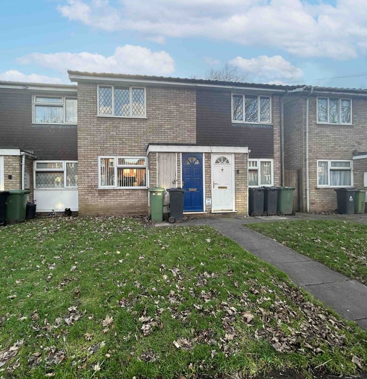 2 bed flat for sale in Devon Road, Willenhall WV13, £85,000